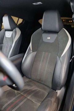 Toyota C-HR I Crossover Facelifting 1.8 Hybrid 122KM 2023 Toyota C-HR 1.8 Hybrid GPF GR Sport 1.8 Hybryda 122KM, zdjęcie 4