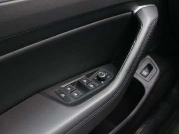 Volkswagen Passat B8 Variant 2.0 TDI BlueMotion SCR 190KM 2017 VW Passat 2.0 TDI, Salon Polska, Serwis ASO, zdjęcie 16