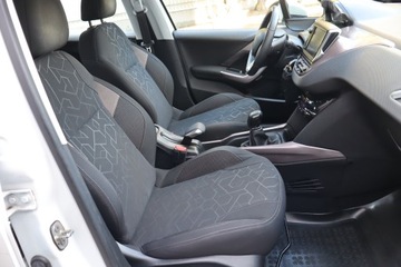 Peugeot 2008 I SUV 1.2 VTi 82KM 2014 Peugeot 2008 1.2 PureTech, Salon Polska, zdjęcie 8