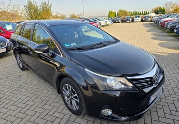Toyota Avensis III Wagon Facelifting 2.0 D-4D 124KM 2014 Toyota Avensis 2,0 D4-D 124 KM Serwis GWARANCJA Zamiana Zarejestrowany 2.0, zdjęcie 1