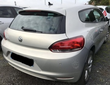 Volkswagen Scirocco III Coupe 2.0 TDI-CR DPF 140KM 2010 Volkswagen Scirocco 2.0 TDI Bogato wyposażony