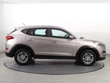 Hyundai Tucson III SUV 1.7 CRDI 115KM 2017 Hyundai Tucson 1.7 CRDi, Klima, Tempomat, zdjęcie 5