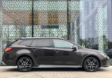 Toyota Corolla XII TS Kombi 2.0 Hybrid Dynamic Force 184KM 2021 Toyota Corolla Corolla Hybrid 2.0 184 Trek FV23 Salon PL Oferta Kinto, zdjęcie 3