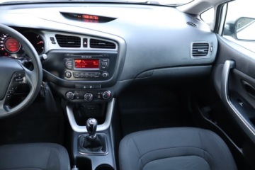 Kia Ceed II Hatchback 5d 1.4 CRDi 90KM 2012 Kia Ceed 1.4 CRDi, Salon Polska, Serwis ASO, zdjęcie 7
