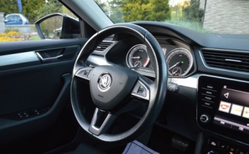 Skoda Superb III Kombi Facelifting 2.0 TDI 190KM 2020 Skoda Superb 2,0 TDI 190 KM DSG FULL LED Nawigacja Klimatronik 2.0 Diesel, zdjęcie 26