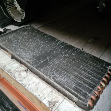 РЕЗИСТОРНЫЙ НАГРЕВАТЕЛЬ ОБОГРЕВАТЕЛЯ IVECO STRALIS