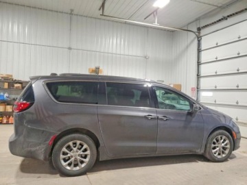 Chrysler Pacifica II 2021 Chrysler Pacifica Touring L 2021 3.6 Benzyna 287KM, zdjęcie 3