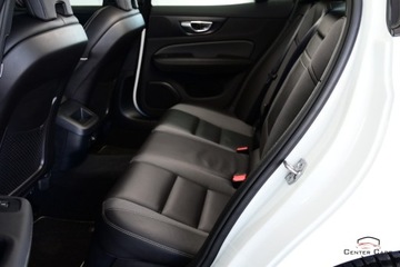 Volvo 2019 Volvo S60 2.0T4 R-Design FullLED El.Fot.Skora KeyLess Navi Virtual Kamera, zdjęcie 18