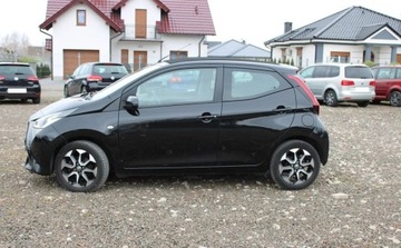 Toyota Aygo II Hatchback 3d Facelifting 1.0 VVT-i 72KM 2020 Toyota Aygo 1.0B 72KM przeb.60tys Zarejestrowane ful opcja kamera ledy, zdjęcie 2