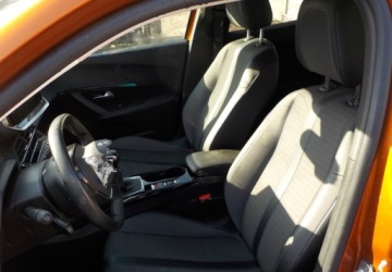 Peugeot 2008 II SUV 1.2 PureTech 100KM 2020 Peugeot 2008 Okazja 1.2 Benzyna 101KM, zdjęcie 31