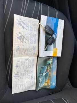 Opel Corsa D Hatchback 1.2 Twinport ECOTEC 70KM 2010 Opel Corsa KLIMATYZACJA PARKTRONIC PODGRZEWANE FOTELE PODGRZEWANA KIEROWNI, zdjęcie 17