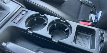 DRŽÁK NA HRNEK NÁPOJ DRŽÁK NA NÁPOJ MINCE DO BMW E46 BÉŽOVÝ SADA