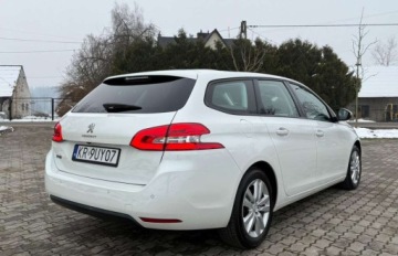 Peugeot 2014 Peugeot 308 Peugeot 308 PureTech 130 GPF Stop amp Start Allure Pack 1.2, zdjęcie 9