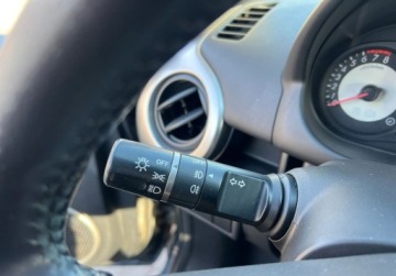 Mazda 2 II Hatchback 5d 1.3 86KM 2008 Mazda 2 1.3 Benzyna Klimatyzacja Radio El. szyby 1.3 Benzyna 86KM, zdjęcie 14