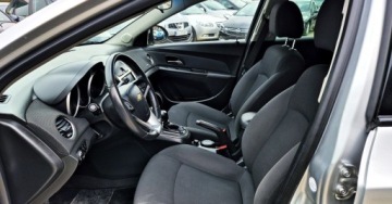 Chevrolet Cruze Kombi 1.4T DOHC 140KM 2013 Chevrolet Cruze BENZYNA NAWIGACJA niski przebieg super okazja POLECAMY, zdjęcie 32