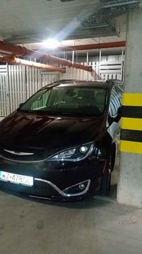 Chrysler Pacifica II 2018 Doinwestowana Pacyfika. nowe Lpg , stan idealny, zdjęcie 11
