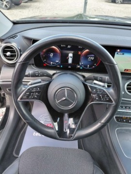 Mercedes Klasa E W213 Kombi Facelifting 2.0 E220d 194KM 2022 Mercedes-Benz Klasa E AMG Line Automat Kamera przod i tyl Full LED 2.0, zdjęcie 13