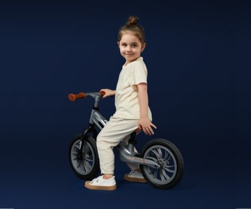 Беговой велосипед Ride-On Qplay Racer Red