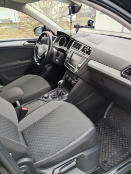 Volkswagen Tiguan I SUV Facelifting 2.0 TDI BlueMotion Technology 150KM 2016 Volkswagen Tiguan 2.0 TDI SCR 4MOTION (BlueMotion) DSG Sound 150KM 2016r, zdjęcie 18