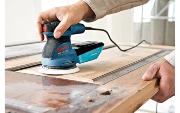 ЭКСЦЕНТРИЧЕСКАЯ ШЛИФОВАЛЬНАЯ МАШИНА BOSCH GEX 125-1 AE + БУМАГА