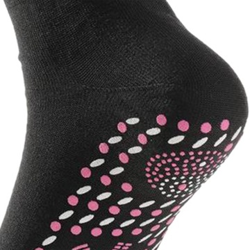 3 пары самонагревающихся термоизоляционных носков.