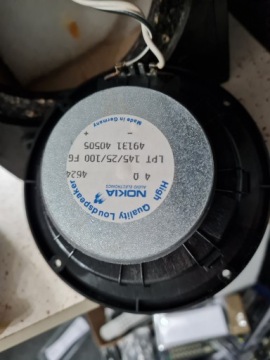 MS1 - колонки на стойке