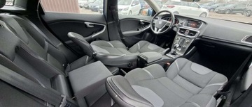 Volvo V40 II Cross Country D2 115KM 2014 Volvo V40 Volvo V40 D2 Momentum 1.6 Diesel 115KM, zdjęcie 23