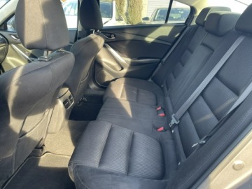 Mazda 6 III Sedan Facelifting 2016 2.0 SKYACTIV-G 165KM 2018 Mazda 6 Automat Podgrzewanie Czujniki park., zdjęcie 10