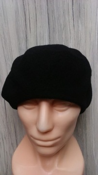 Beret czarny cienki z antenką filcowy 55- 56 cm