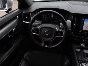 Volvo V90 II Kombi 2.0 D4 190KM 2019 Volvo V90 D4, 187 KM, Automat, VAT 23%, Skóra, zdjęcie 6