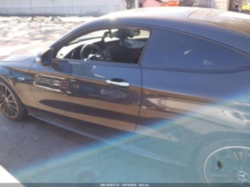 Mercedes Klasa C W205 2020 Mercedes-Benz Klasa C AMG 43 4Matic 2020 3.0 Benzyna 385KM, zdjęcie 2