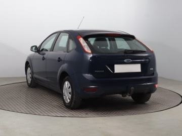 Ford Focus II Hatchback 5d 1.6 Duratorq TDCi 90KM 2008 Ford Focus 1.6 TDCi, HAK, Klima, El. szyby, zdjęcie 3