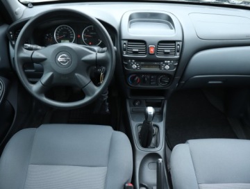 Nissan Almera II Sedan 1.5 dCi 82KM 2005 Nissan Almera 1.5 dCi, Salon Polska, Klima, zdjęcie 6