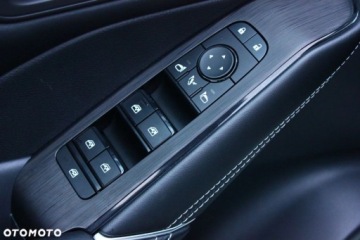 Nissan Qashqai III Crossover 1.3 DIG-T MHEV 140KM 2022 Nissan Qashqai Nissan Qashqai 1.3 DIG-T N-Connecta EU6d 1.3 Benzyna 140KM, zdjęcie 32