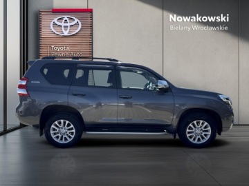 Toyota Land Cruiser VI MPV Faceliting 2.8 D-4D 177KM 2016 Toyota Land Cruiser LC 2.8 D-4D Invincible VI (201, zdjęcie 26