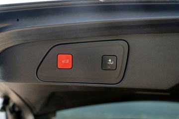 Peugeot 3008 II Plug-In Hybrid Facelifting 1.6 HYBRID4 300KM 2022 Peugeot 3008 GT full led skóra masaze ACC kamera, zdjęcie 7