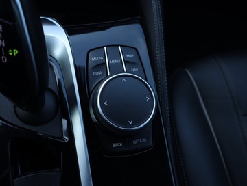 BMW Seria 5 G30-G31 Limuzyna 520i 184KM 2019 BMW 5 520i, Automat, Skóra, Navi, Klima, zdjęcie 18