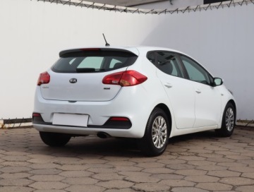 Kia Ceed II Hatchback 5d Facelifting 1.4 CRDi 90KM 2015 Kia Ceed 1.4 CRDi, Klima, zdjęcie 4