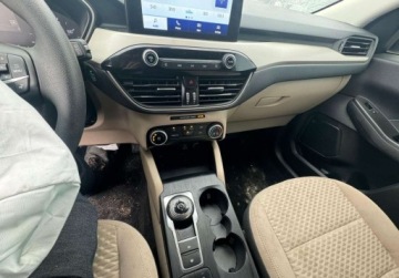 Ford Kuga III 2021 Ford Kuga 2021 Ford Kuga 4x4 - w POLSCE po wszystkich oplatach 1.5 Benzyna, zdjęcie 14