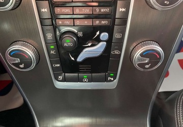 Volvo XC60 I SUV Facelifting 2.0 D4 DRIVE-E 181KM 2015 Volvo XC 60 Gwarancja Bezwypadkowy Serwisowany Zarejestrowany 2.0 Diesel, zdjęcie 8