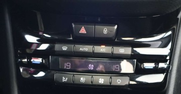 Peugeot 2008 I SUV 1.6 e-HDi 92KM 2014 Peugeot 2008 (nr 27) 1.6 HDI 92KM Nawigacja Parktronik Skory Klima Gwaranc, zdjęcie 23