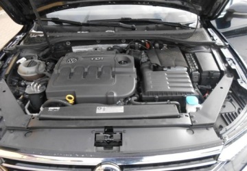 Volkswagen Passat B8 Limousine 1.6 TDI BlueMotion Technology 120KM 2017 Volkswagen Passat Volkswagen Passat B8 1.6 Diesel 120KM, zdjęcie 11