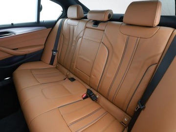 BMW Seria 5 G30-G31 Limuzyna 530e iPerformance 252KM 2017 BMW 530 Luxury Line PHEV panorama skóra kamera, zdjęcie 16