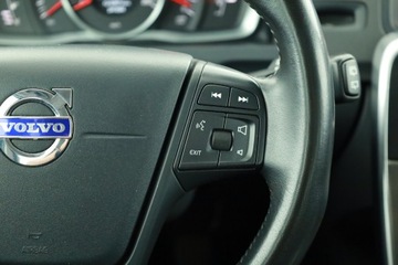 Volvo V60 I Kombi Facelifting 2.0 T3 DRIVE-E 152KM 2017 Volvo V60 T3 2.0, Salon Polska, VAT 23%, Navi, zdjęcie 15