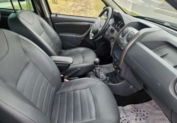 Dacia Duster I SUV Facelifting 1.2 TCe 125KM 2014 Dacia Duster LIFT Czujniki Parkowania Nawigacja Skora 1-Wlasciciel 1.2, zdjęcie 24