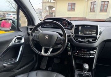 Peugeot 2008 I SUV Facelifting 1.2 PureTech 110KM 2017 Peugeot 2008 Automat 1.2 Benzyna 110KM, zdjęcie 13
