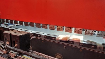 AMADA HFBO 170 t x 4100 8-осевой листогибочный пресс с ЧПУ