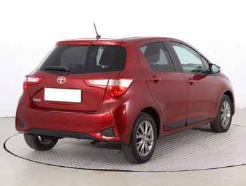 Toyota Yaris III Hatchback 5d Facelifting 2017 1.5 Dual VVT-iE 111KM 2017 Toyota Yaris 1.5 Dual VVT-i, Salon Polska, zdjęcie 4