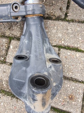 РУЧКА КРЕПЛЕНИЯ ЦИЛИНДРА ОПРЯЖЕНИЯ КАБИНЫ ACTROS MP 4 A960550538