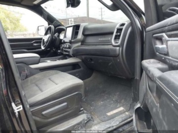  RAM 1500 Big Horn 57 Box 2022 3.6l 3.6 Benzyna 305KM, zdjęcie 9